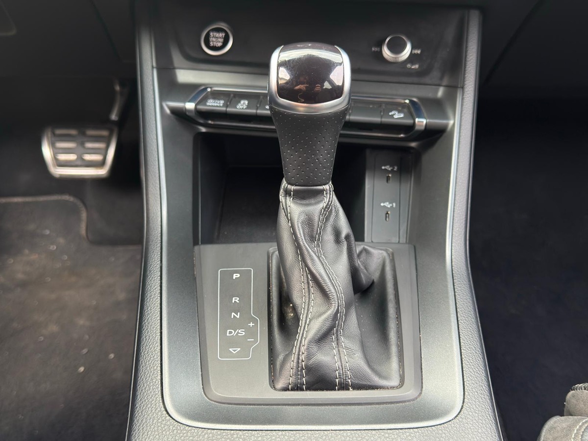 Audi Q3 II 45 TFSIE 245 S Line S Tronic BVA