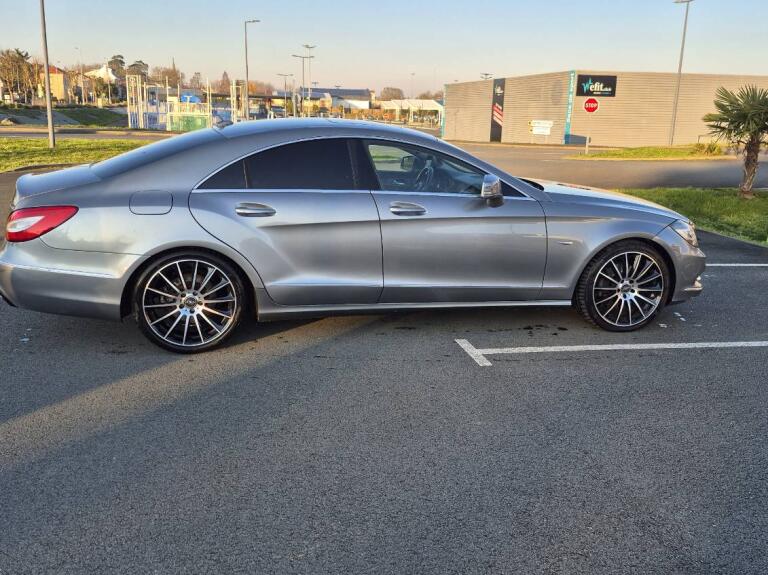 MERCEDES CLS 265 ch | Intérieur cuir