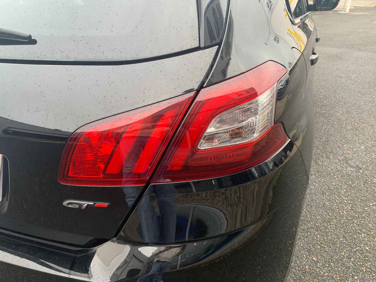 Peugeot 308 180 chevaux | GT | Toit panoramique | Caméra de recul | Régulateur de vitesse | GPS