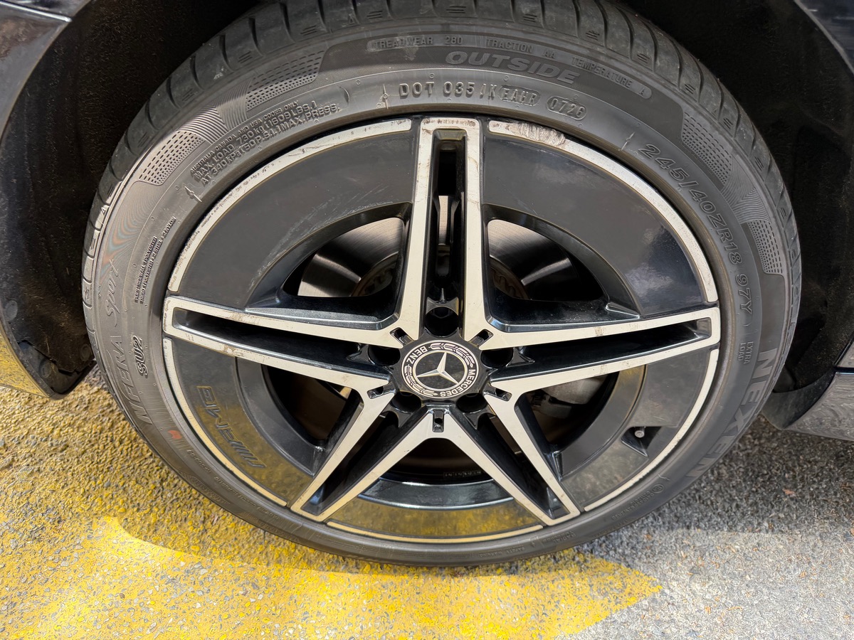 Mercedes Benz Classe C Berline 220 D  2.0 200 CV / AMG LINE / Toit Ouvrant / Caméra 360 ° /Full