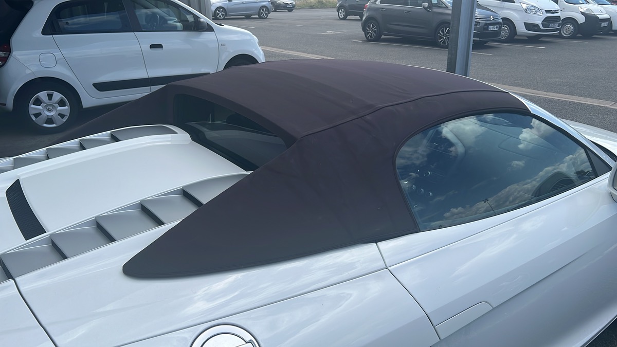 Audi R8 SPYDER 430 CHEVAUX | Siéges chauffants | Sellerie cuir Nappa Brun | Boîte manuelle trés rare