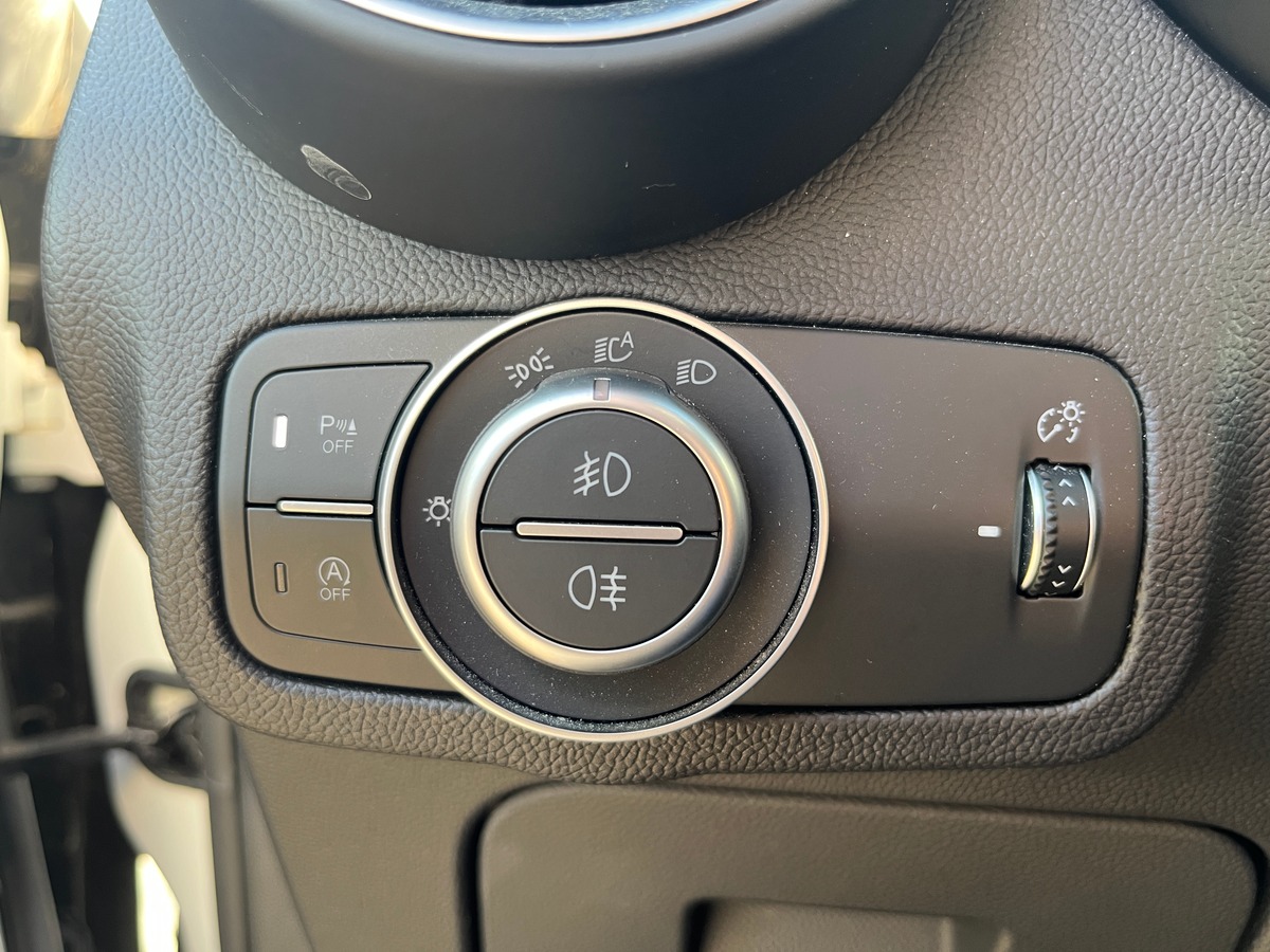 Alfa Romeo Stelvio 2.2 210CH Q4 SPORT EDITION, AT8, HAYON ELEC, CAMERA, MAINTIEN DANS LA VOIE