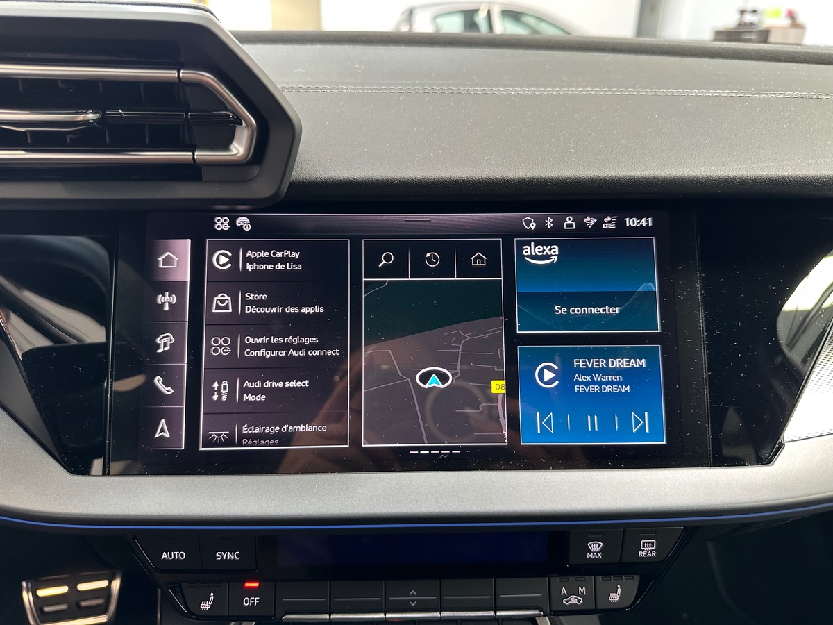 Audi A3 Sportback IV (2) 1.5 45 TFSIE HYBRIDE RECHARGEABLE 272 S LINE S TRONIC