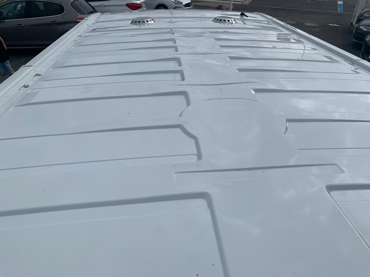 RENAULT Trafic 95 chevaux | 3 Places | Régulateur de vitesse | GPS | Climatisation | Bluetooth