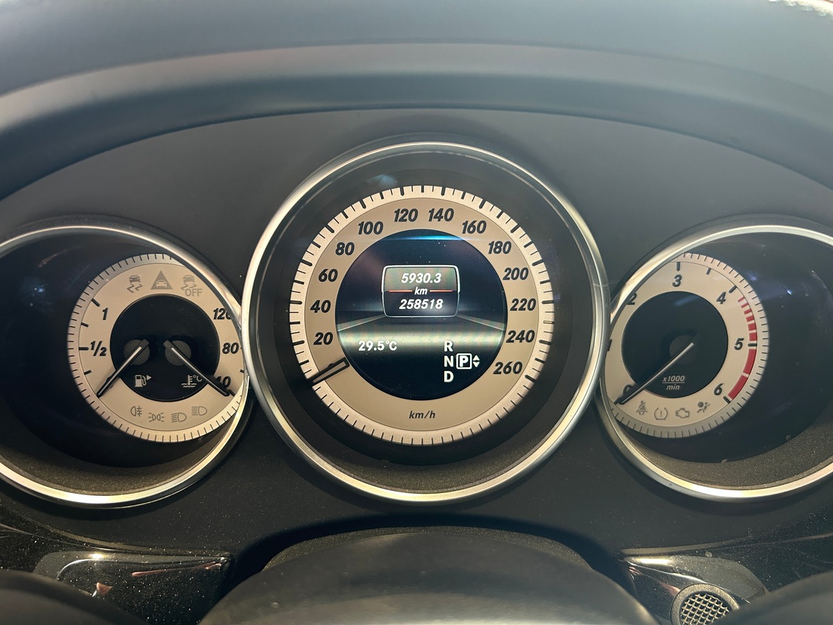 Mercedes-Benz CLS Shooting Break 350 CDi 3.0 V6 - VIDANGE OK - GARANTIE
