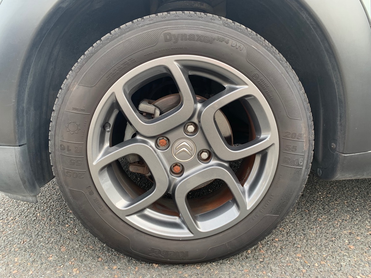 Citroën C4 Cactus 82 ch | Vti | Jantes alliage 16" SQUARE grises | Pack NAVIGATION | Radar de recul