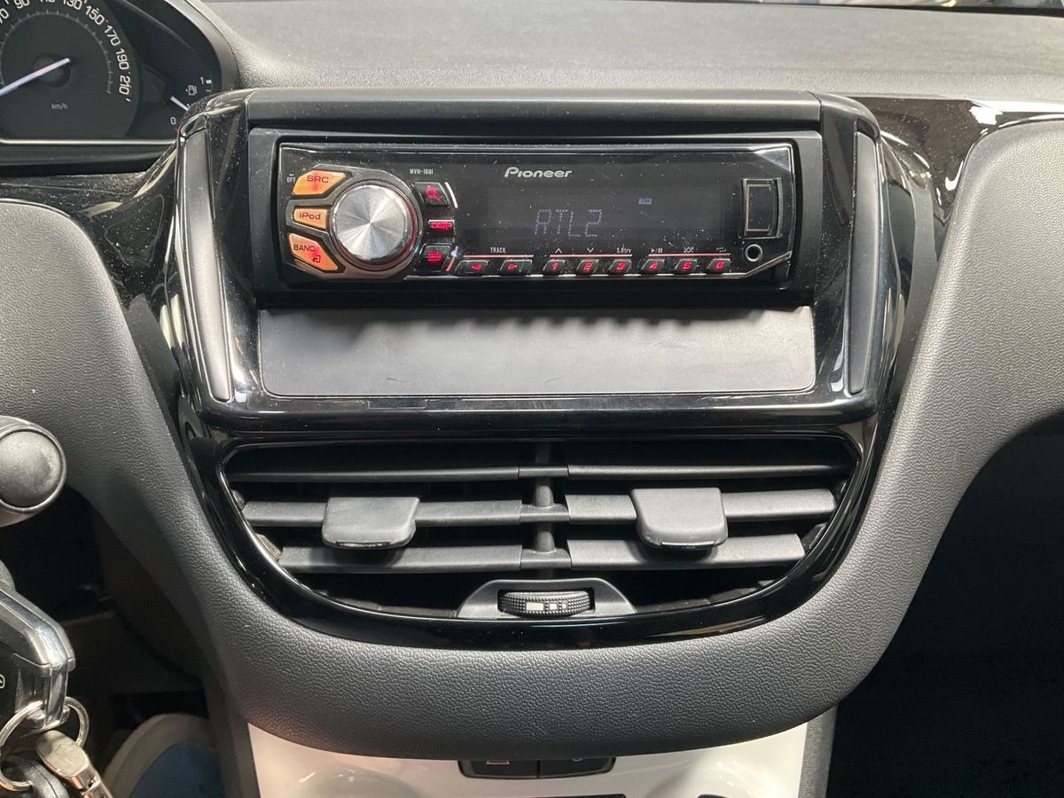 Peugeot 208 1.0 VTi Like