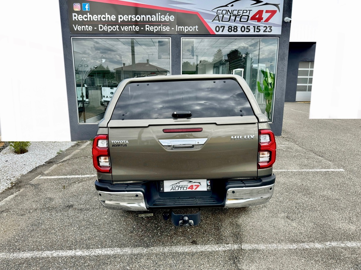 Toyota HILUX 4X4 LOUNGE