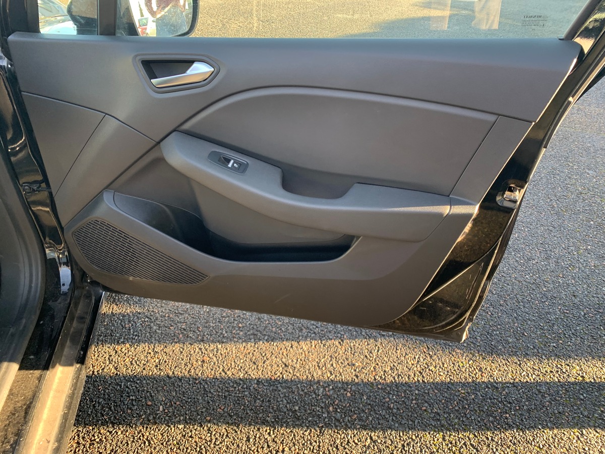 RENAULT Clio V 100 ch | Intens | GPS | Radars de stationnement | Roue de secours | Jantes Alu