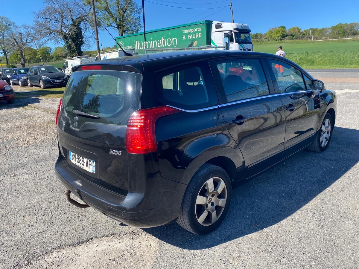 Peugeot 5008 1.6 hdi 112cv 7 places