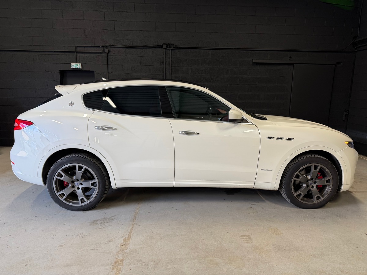 Maserati Levante 3.0 v6 GranSport Q4 Toit Panoramique Ouvrant / Carplay Android / Harman kardon