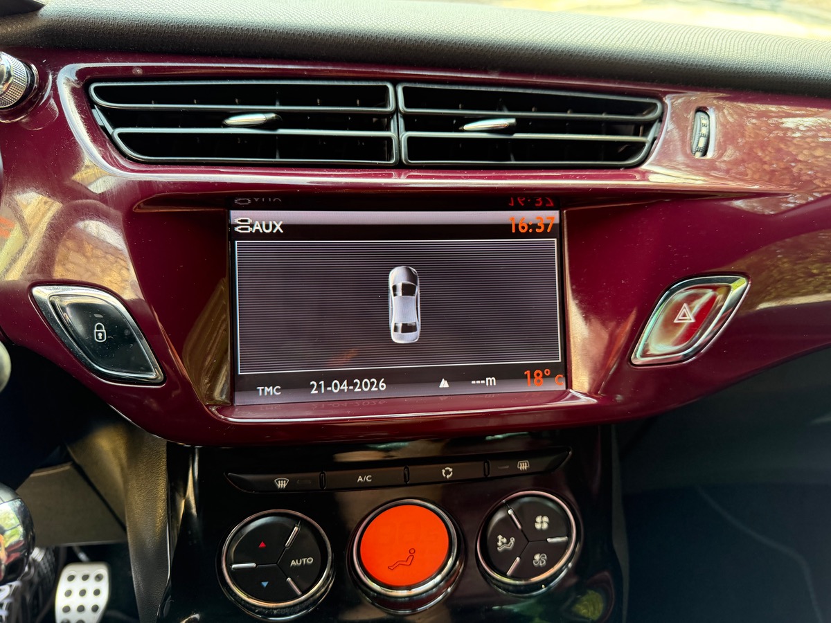 Citroën DS3 1.6 THP 156 CV / Sport Chic / GPS / Clim Auto / radar / Pack Cuir/ Jantes Sport