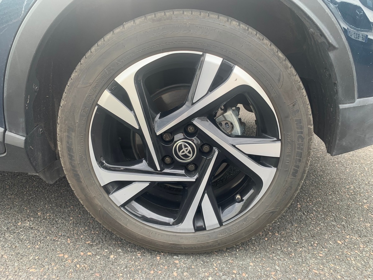 Toyota C-HR 122 chevaux | Design | Caméra de recul | Régulateur de vitesse | GPS | Hybrid essence