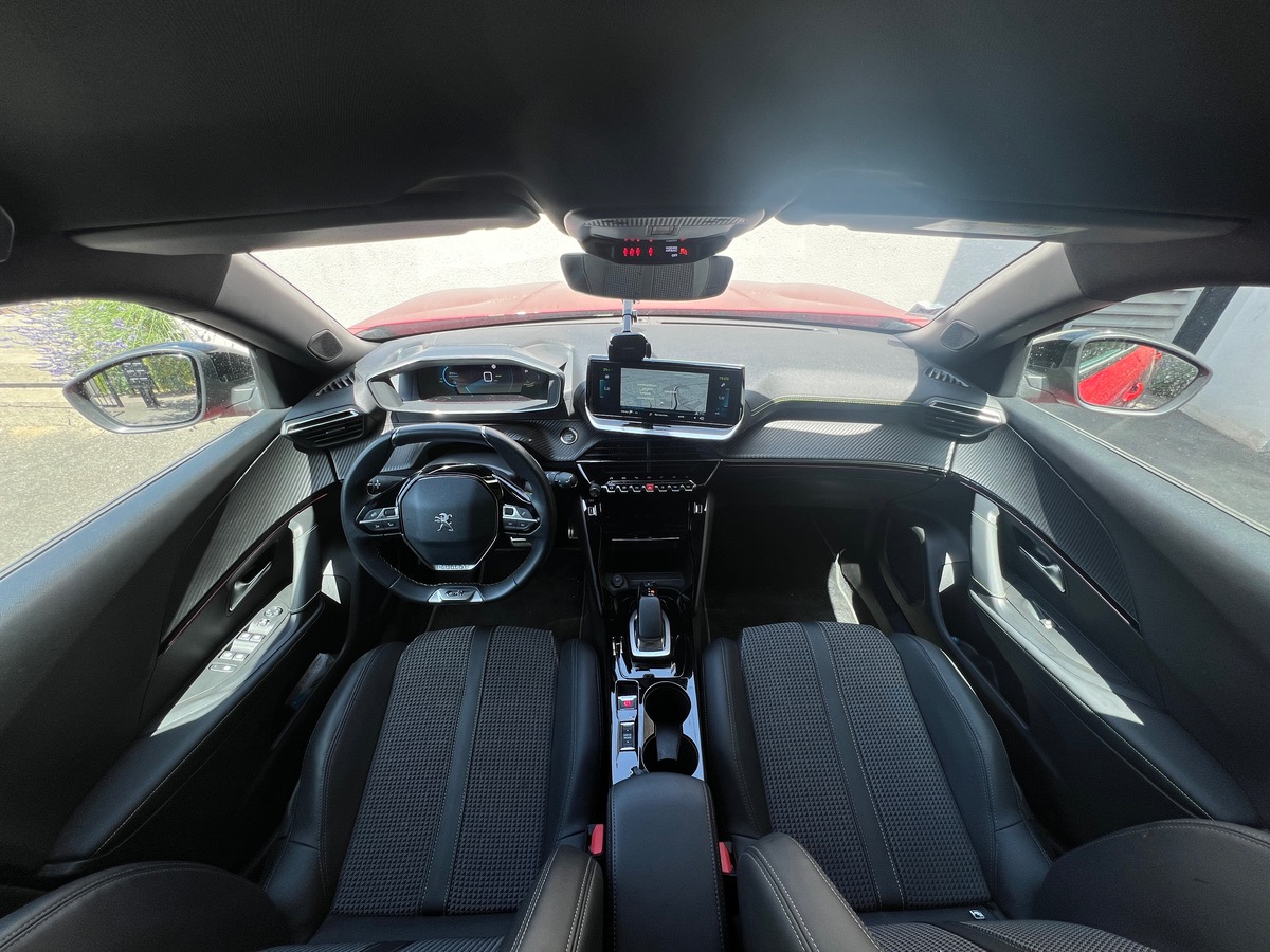 Peugeot 2008 Électrique GT 136