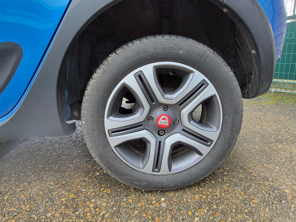 Dacia Sandero stepway 0.9 TCE 90 TECHROAD EASY-R