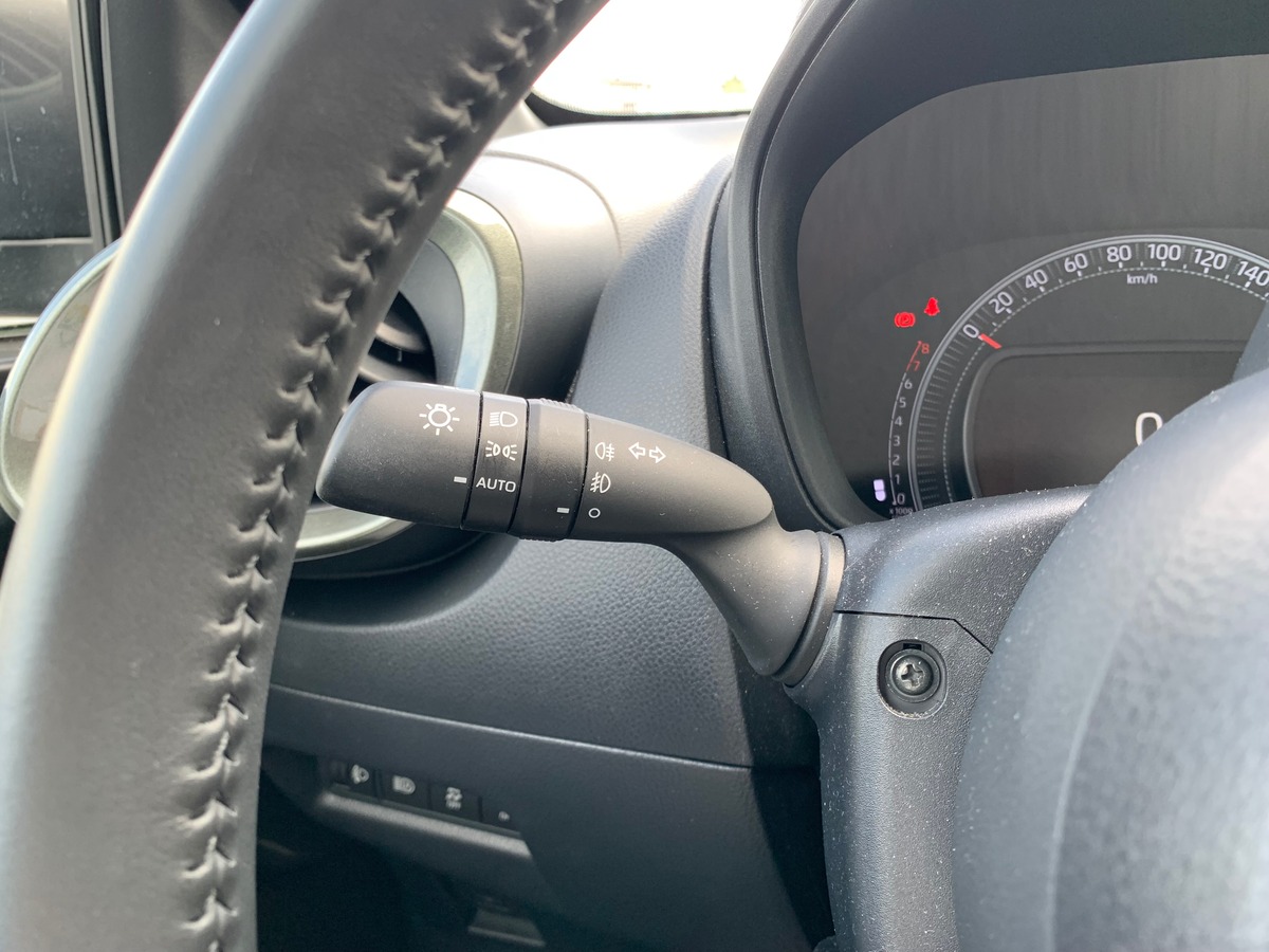 Toyota Aygo X 72 | Design | Apple car play | Régulateur | Climatisation | Ecran couleur tactile 8 "