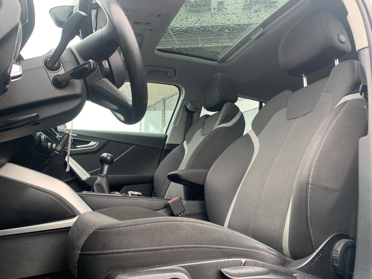 Audi Q2 115 ch | Sport | Toit ouvrant | Régulateur vitesse | Radar | Bluetooth | Coffre électrique
