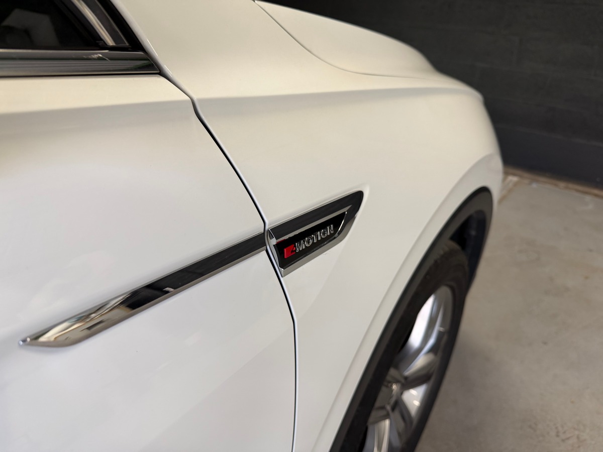 Volkswagen Tiguan ALLSPACE 2.0 tdi 4 MOTION CARAT FULL CockPit / Toit Panoramique Ouvrant