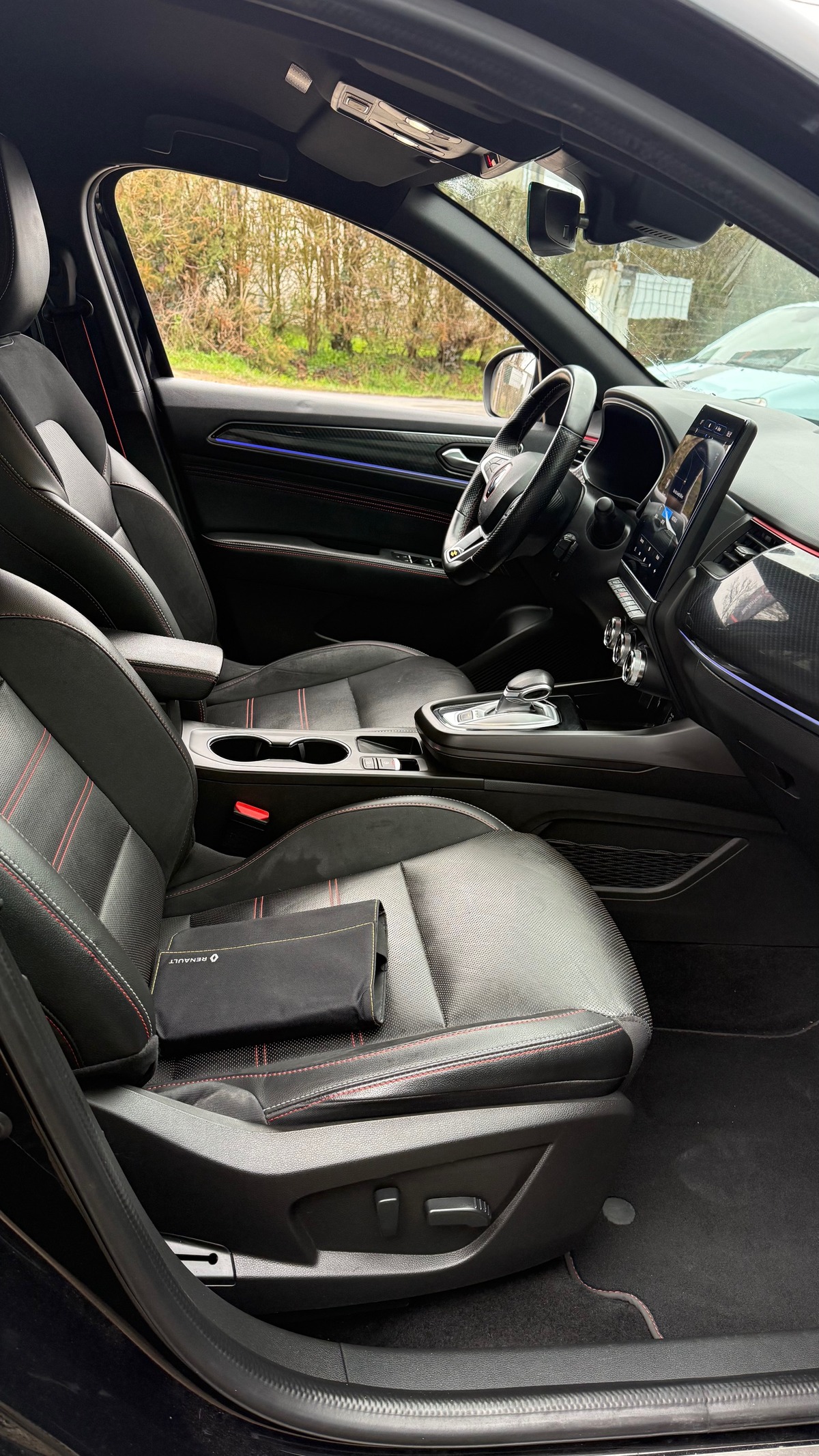 RENAULT Arkana E-TECH 145 Chx EDC BOITE AUTO RS line 09/2022