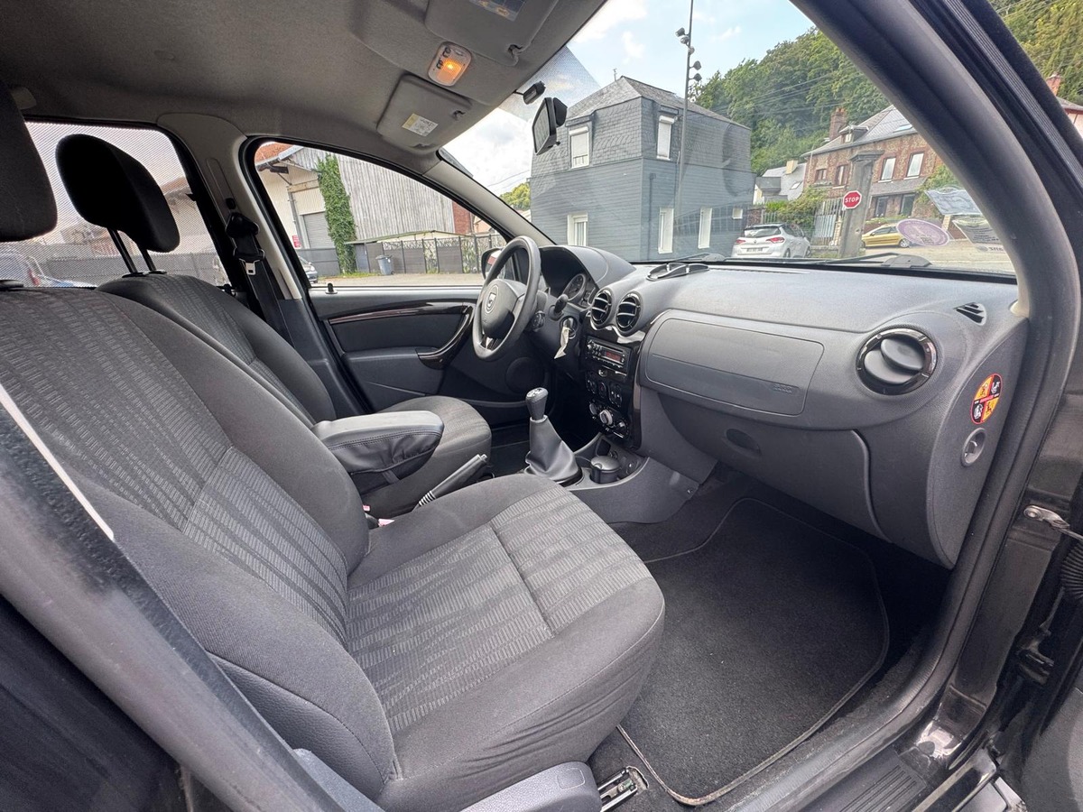 Dacia Duster 1.6 16V Bioéthanol 105cv 4X2 Lauréate - moteur à chaine - Garantie