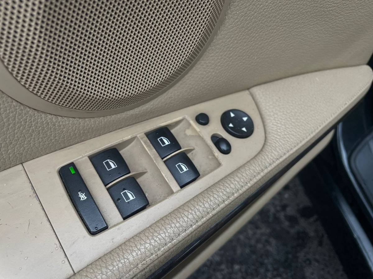 Bmw Série 3 325 i e90 218ch Pack Luxe BVM6