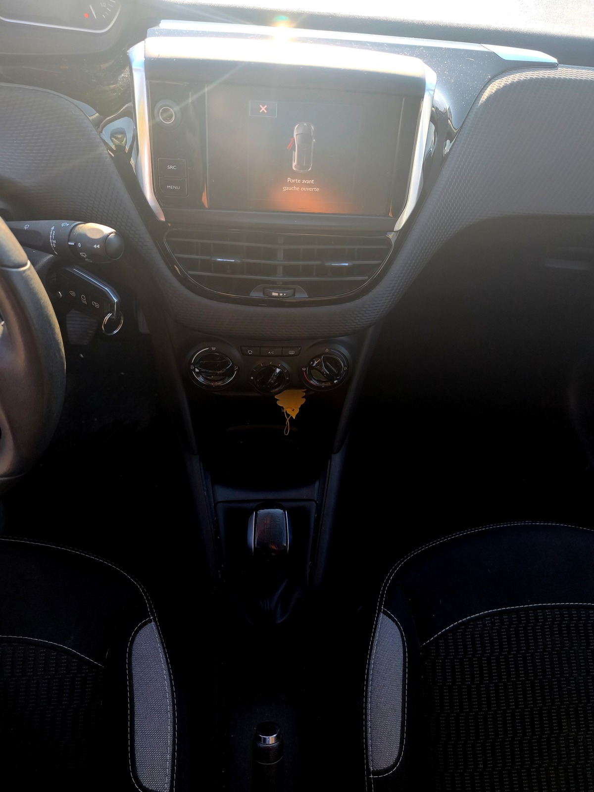 Peugeot 208 Peugeot 208 1.2 VTi Style