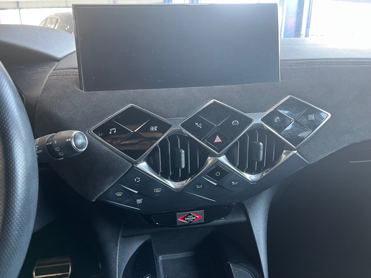 DS DS 3 CROSSBACK PERFORMANCE LINE | Dernier entretien à 73983 kilométres en 12/2024