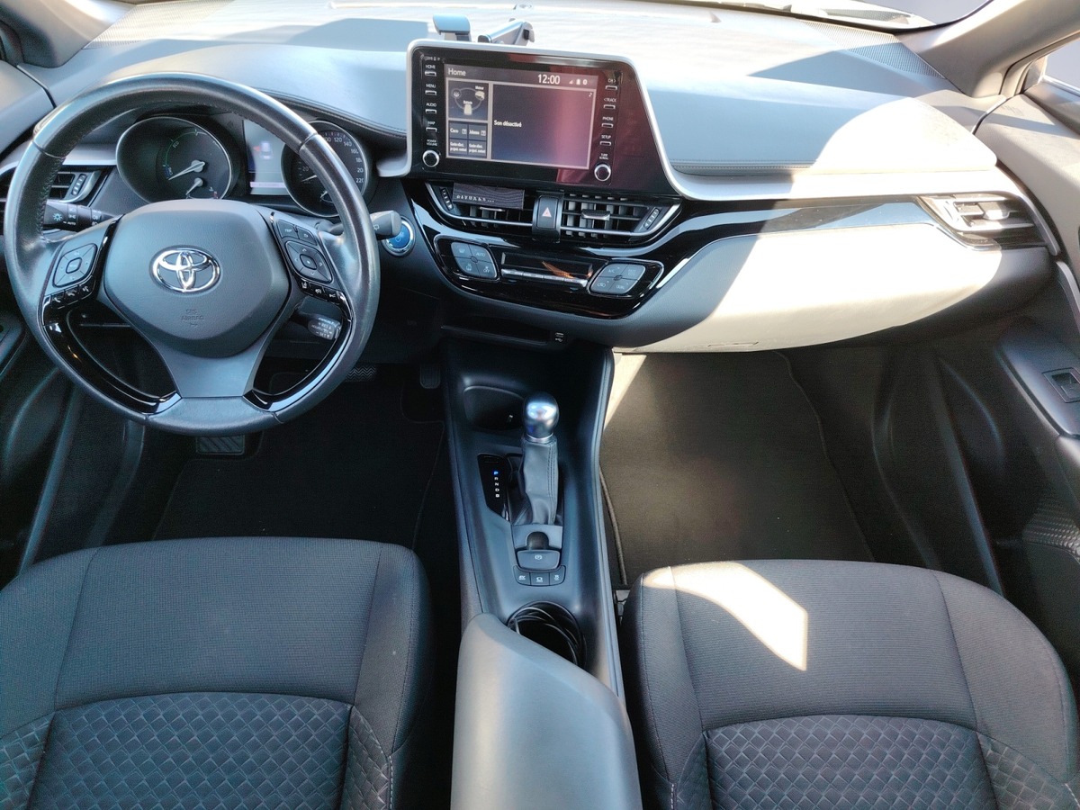 Toyota TOYOTA C HR 1.8 122 h design