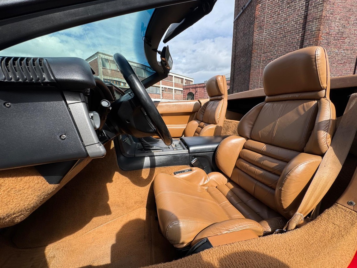 Chevrolet Corvette C4 5.7 Cabriolet boite automatique