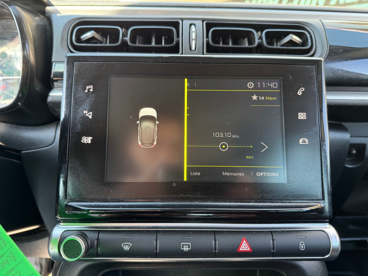 Citroën C3 Phase 3 Shine S&S 110 cv - Carnet d'entretien complet - Courroie changée - Apple Carplay