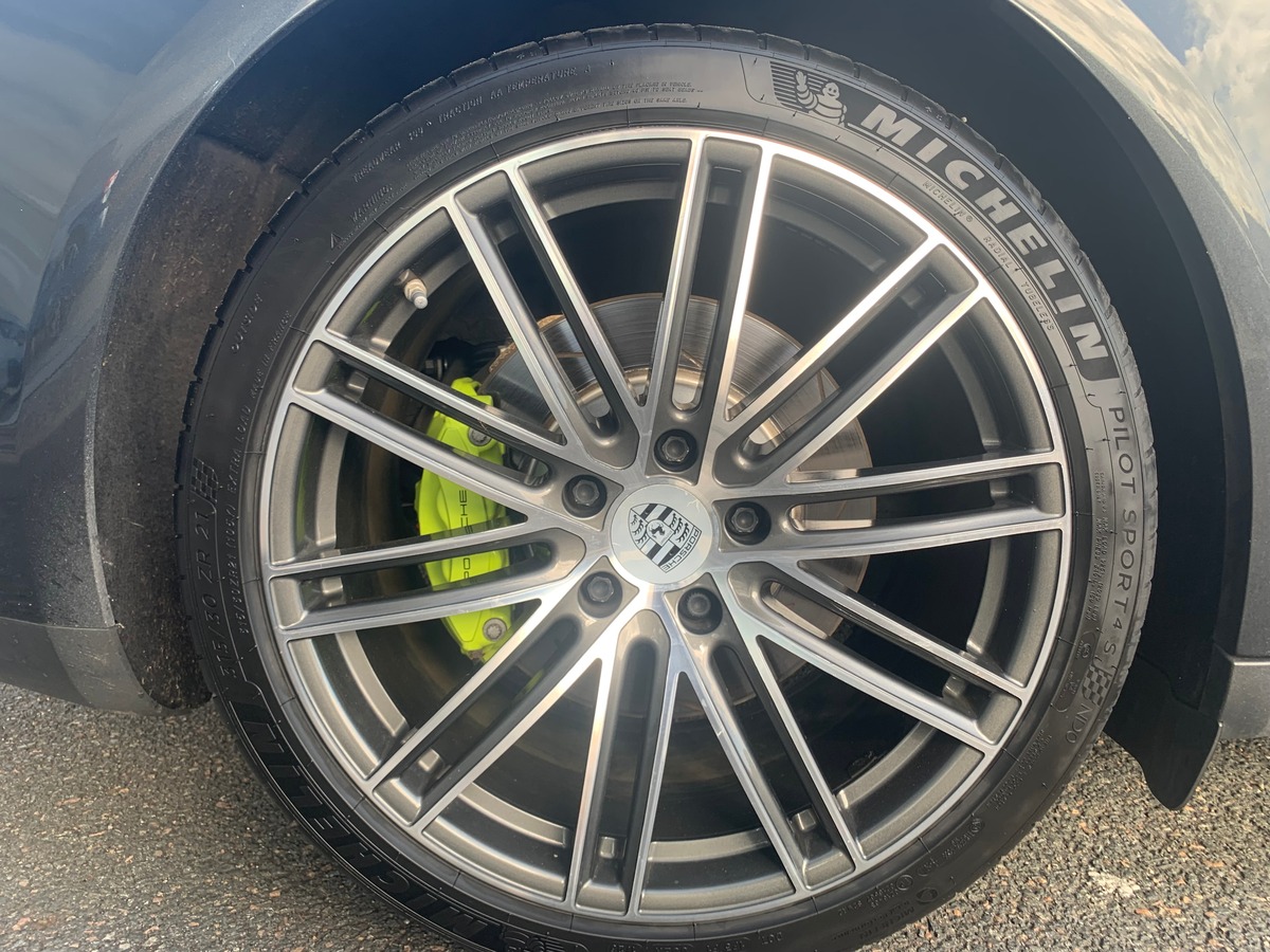 Porsche Panamera 462 | V6 | 4 E-HYBRID | Caméra | Apple car play | GPS | GARANTIE PORSCHE APPROVED
