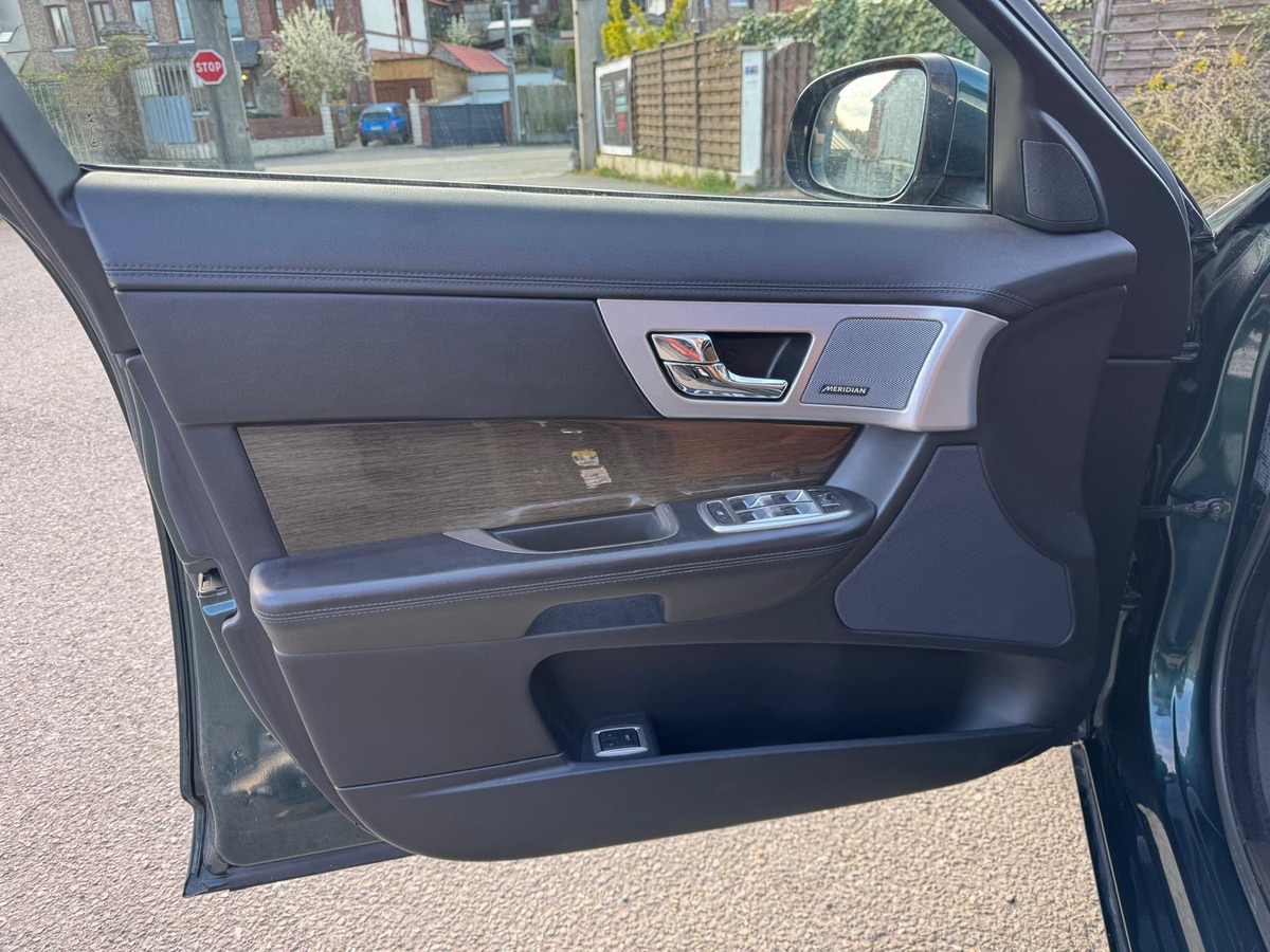Jaguar XF 2.2D 200CV SPORTBRAKE LUXE - Garantie