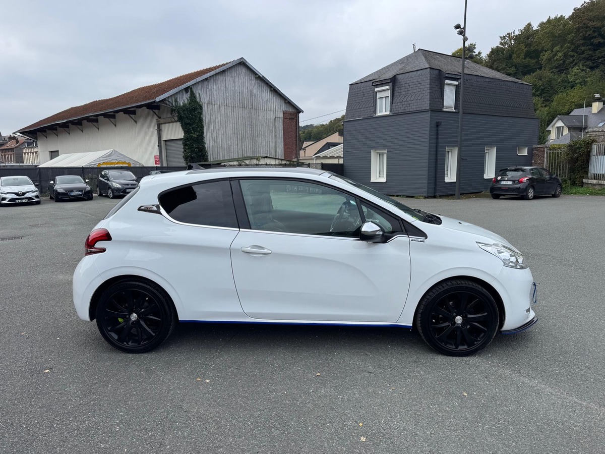 Peugeot 208 1.6 e-HDi 115cv Allure - Garantie