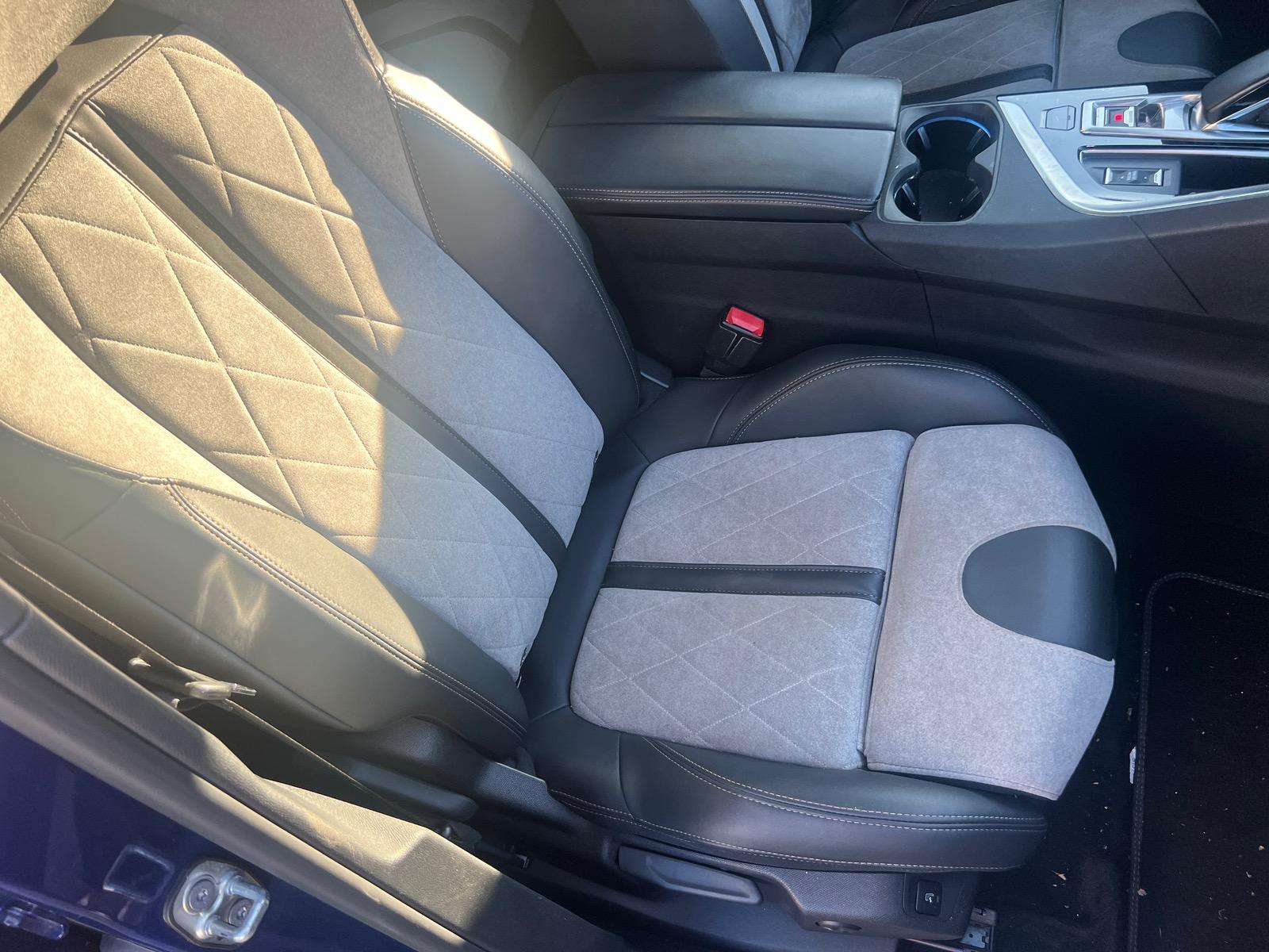 Peugeot 3008 HYbrid4 300cv GT EAT8, SUIVI COMPLET PEUGEOT, TOIT OUVRANT, SIEGES CHAUFFANTS/ MASSANTS