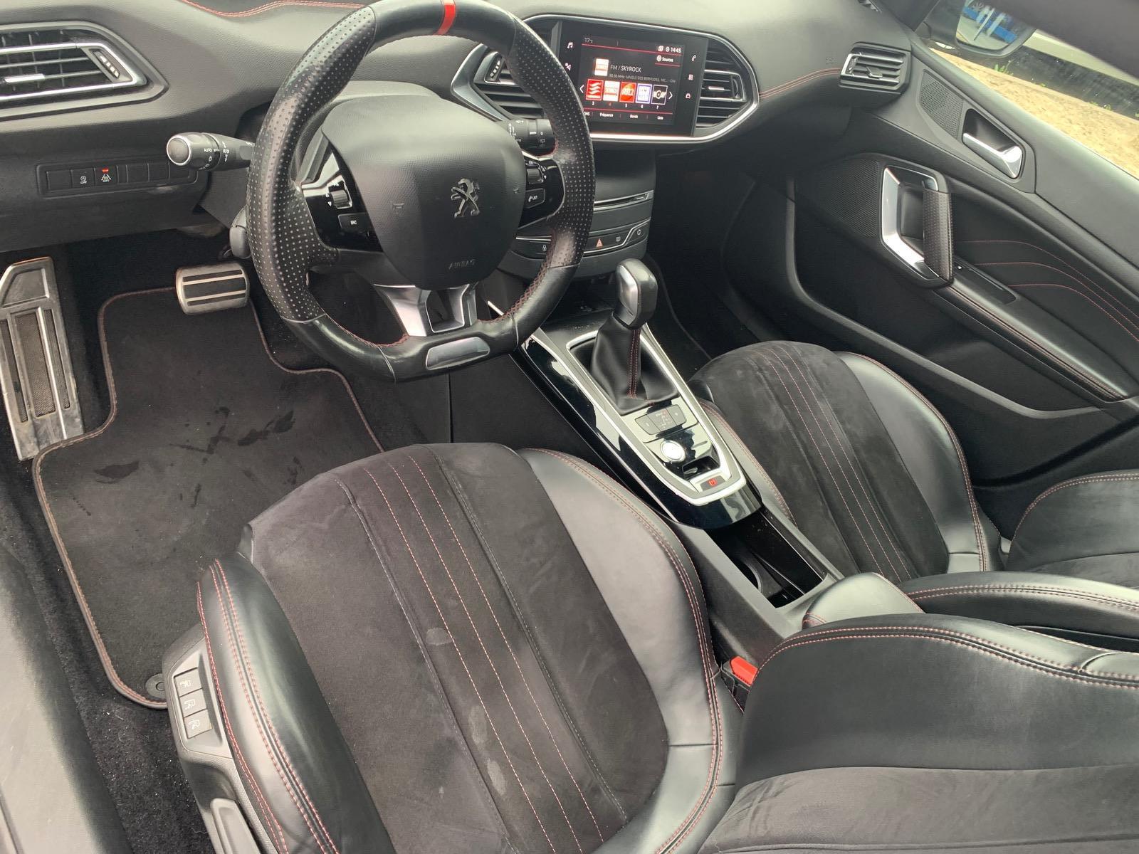 Peugeot 308 120 | GT LINE | Caméra Recul | Car Play | Régulateur Vitesse | Full LED Technology