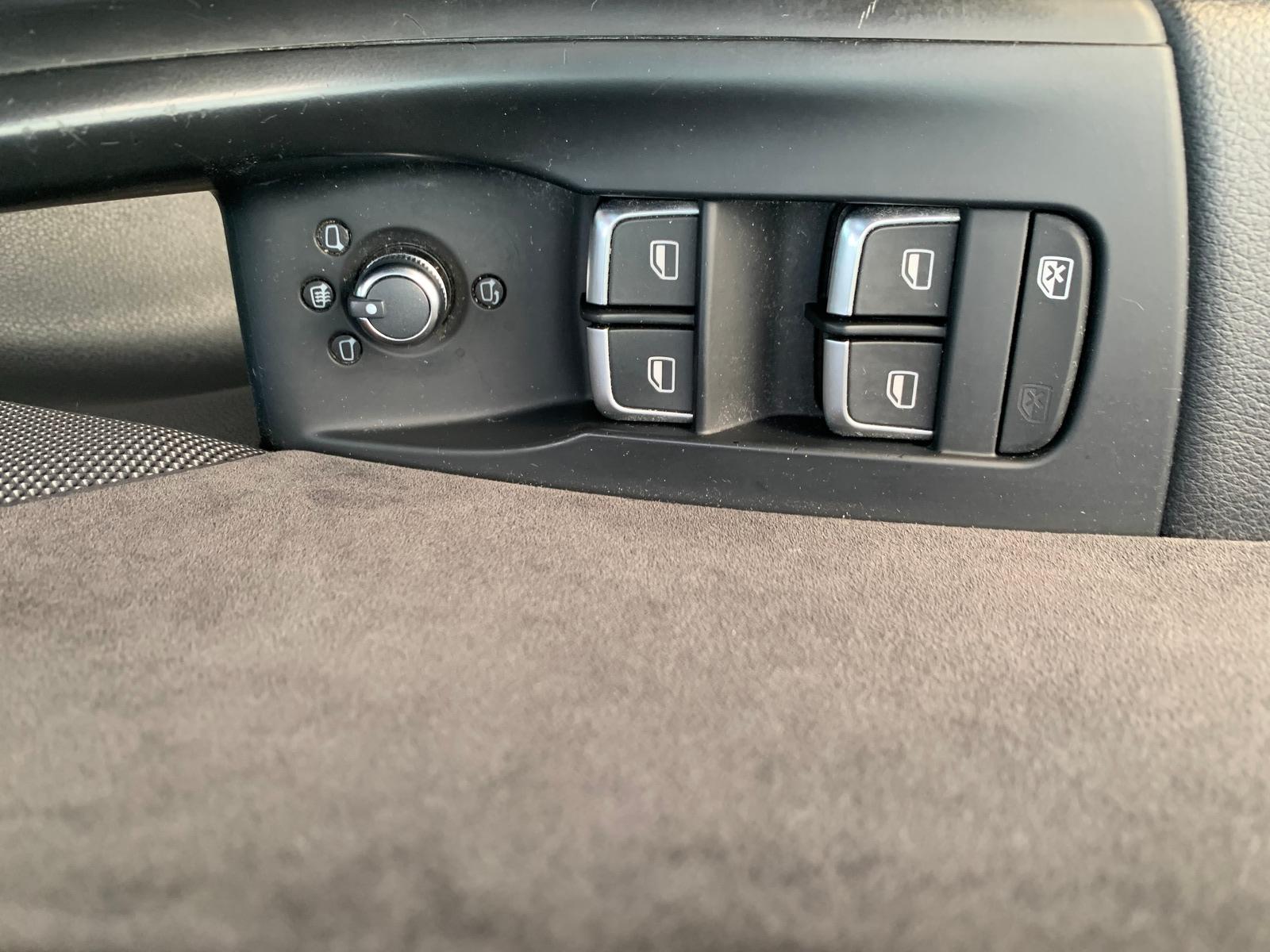 Audi Q3 177 | Sport design | Radar stationnement avant arriére | Régulateur vitesse | Attelage | Gps