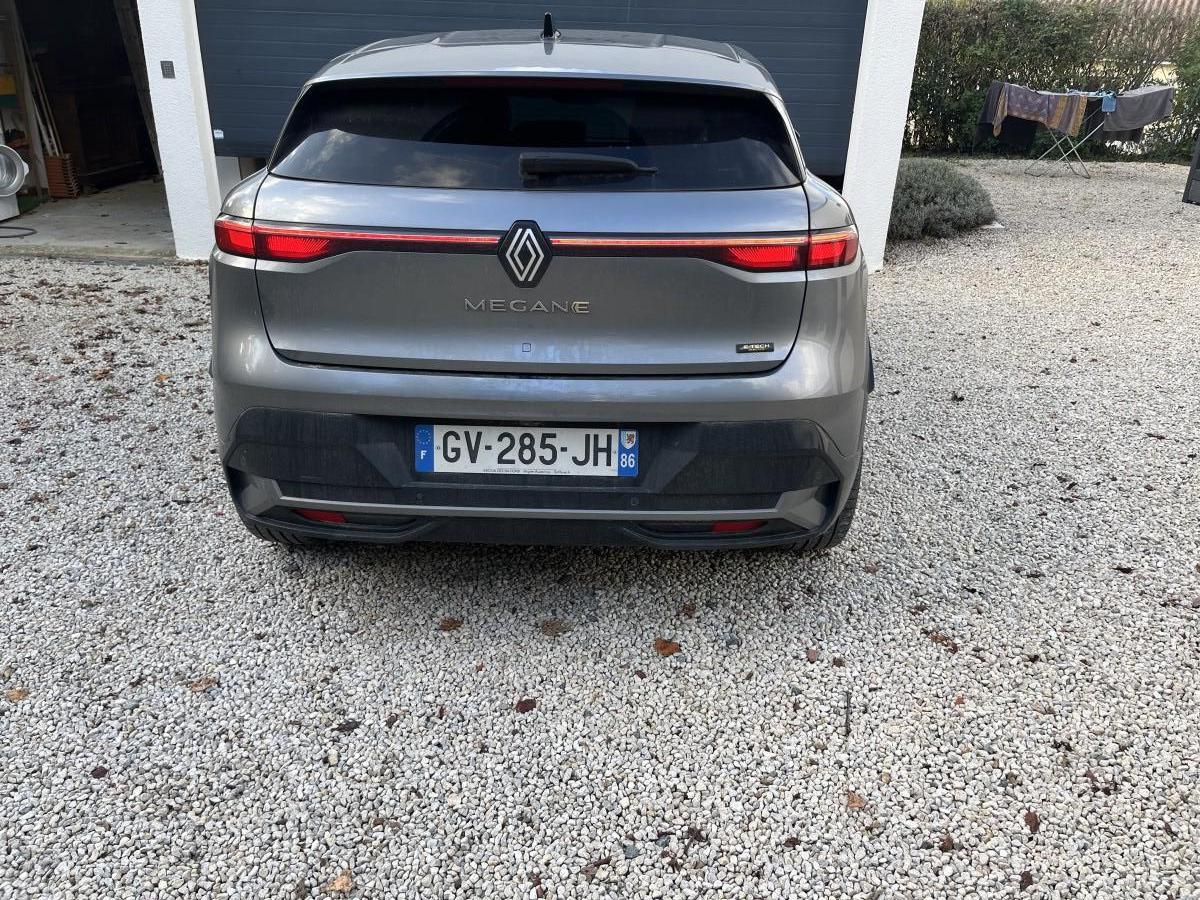 RENAULT Megane 220 ch | Techno optimum super charge