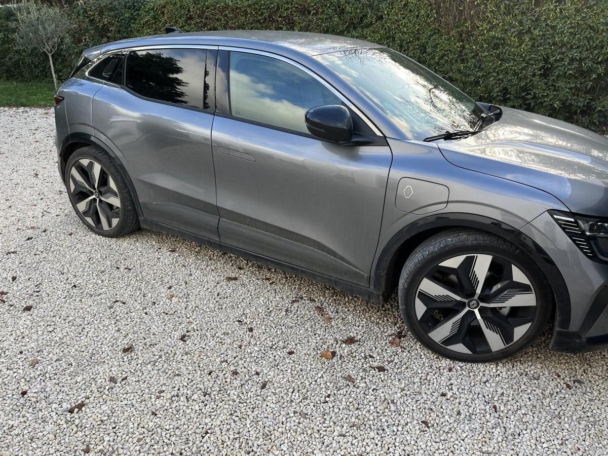 RENAULT Megane 220 ch | Techno optimum super charge