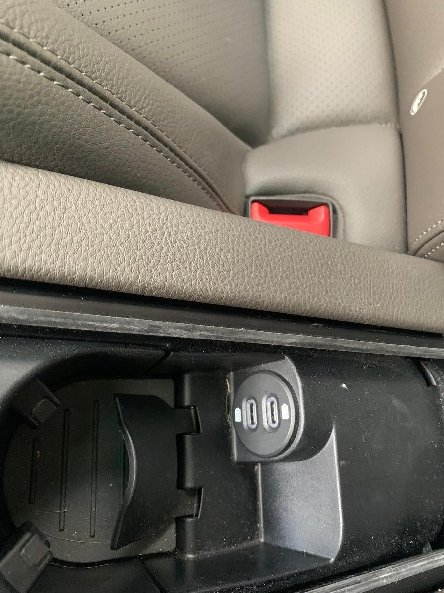 Porsche Panamera 465 ch | Platinium Edition | 4 E- Hybrid | TVA Récupérable | Jantes Sport Exclusive