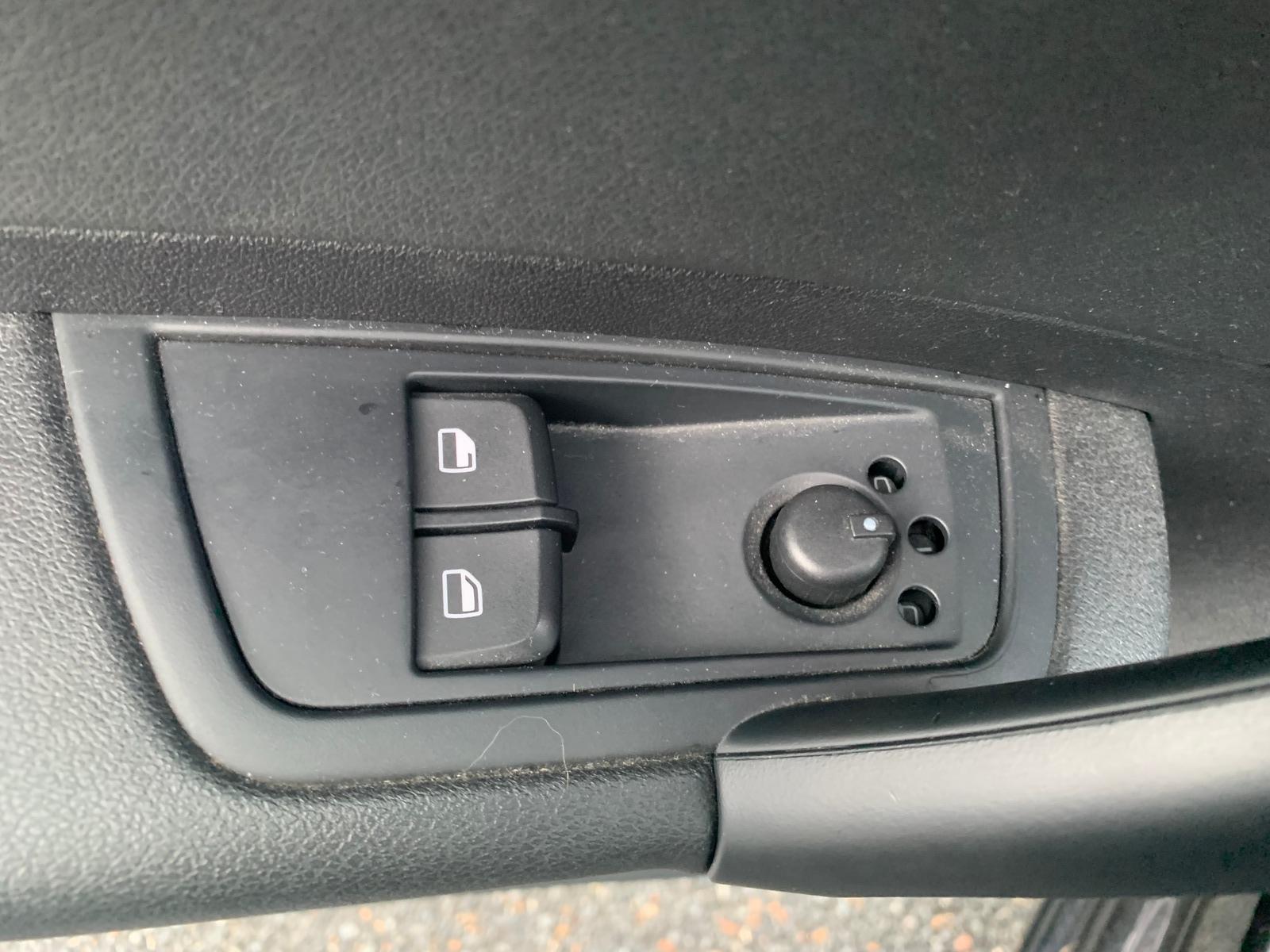 Audi A1 105 ch | Attraction | Climatisation | Radio cd | Jantes alu 16''| Volant cuir | Radar recul