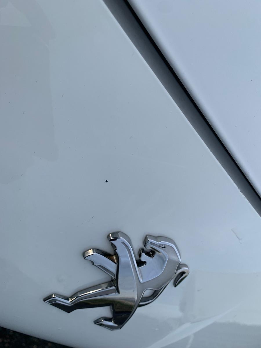 Peugeot 3008 200 ch | 2.0 e-HDi HYbrid4 Pack ETG6 + Electric | GPS | Bluetooth | Régulateur vitesse