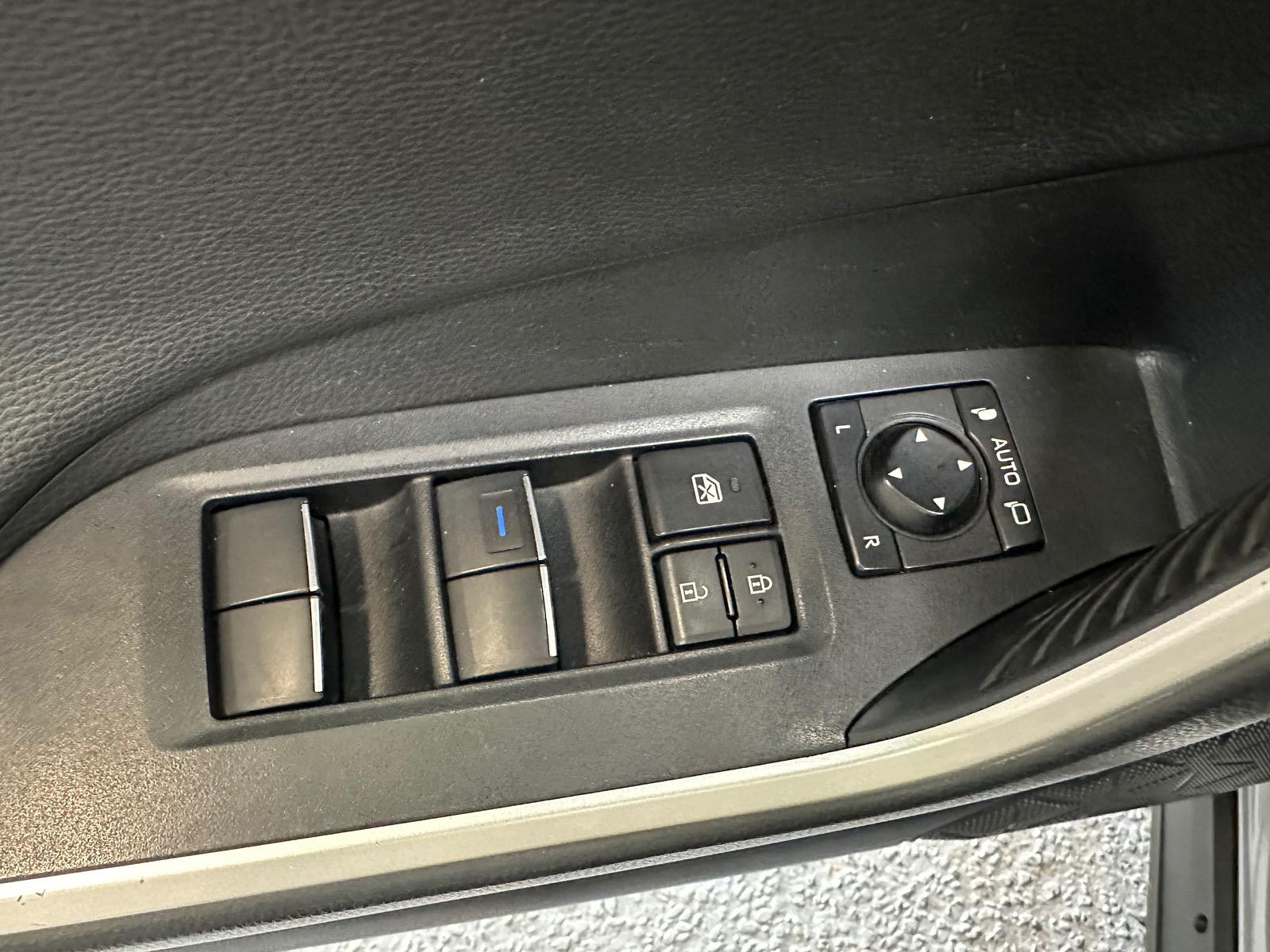 Toyota RAV4 2.5 218 HYBRIDE DYNAMIC 2WD PACK DEMO DESIGN / ATTELAGE AMOVIBLE / CARPLAY