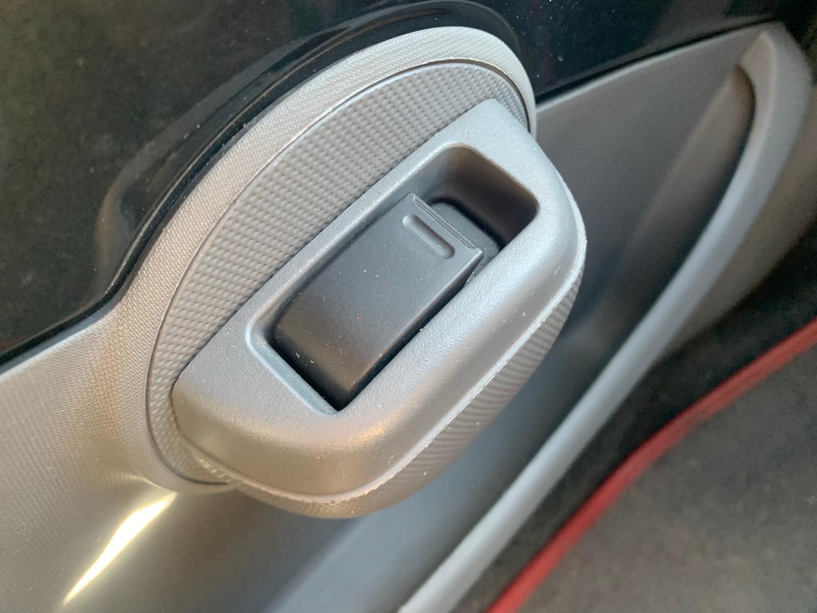 Citroën C1 68 chevaux | 1.0i | Confort | Premiére MAIN | 3 Portes | Direction assistée | Airbags