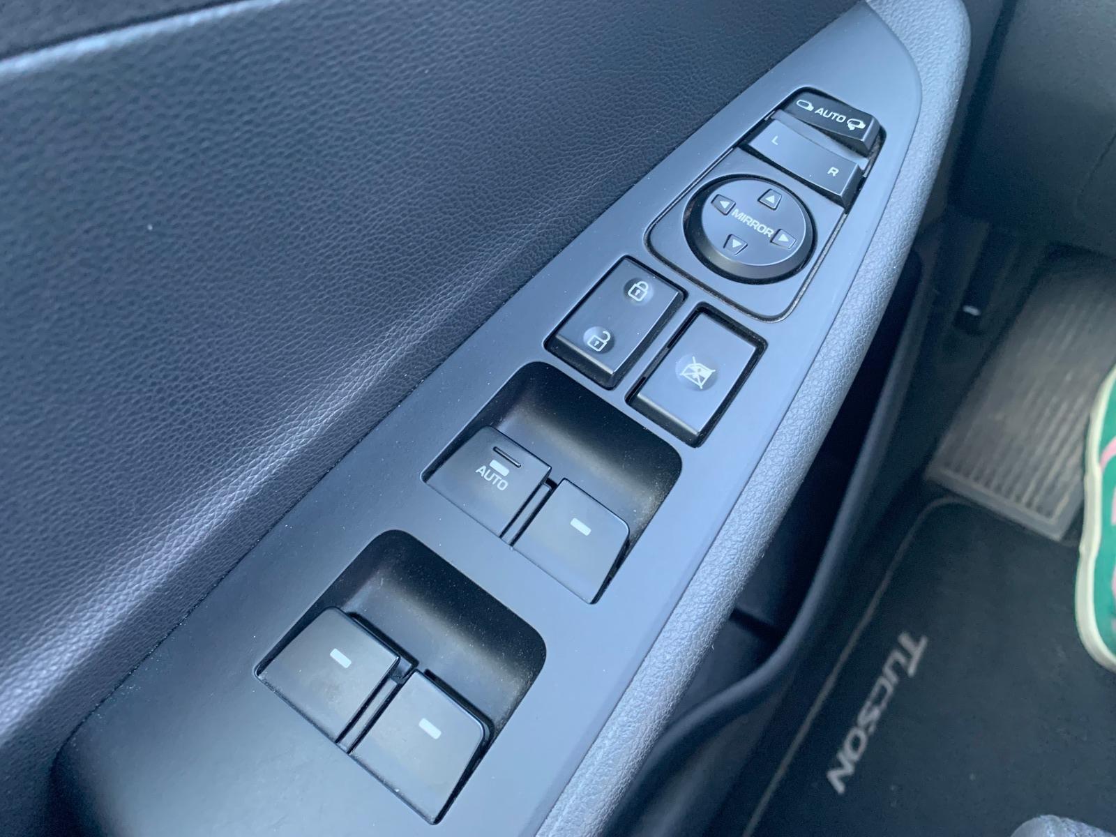 Hyundai Tucson 115 | Intuitive | 1.7 CRDI | 2WD | Régulateur vitesse | GPS | Attelage | Caméra recul