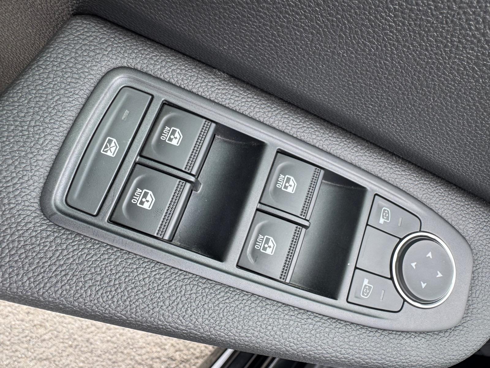 RENAULT Clio V Evolution 1.0 tce 90ch BVM6 / PRIX HT POUR EXPORT UNIQUEMENT