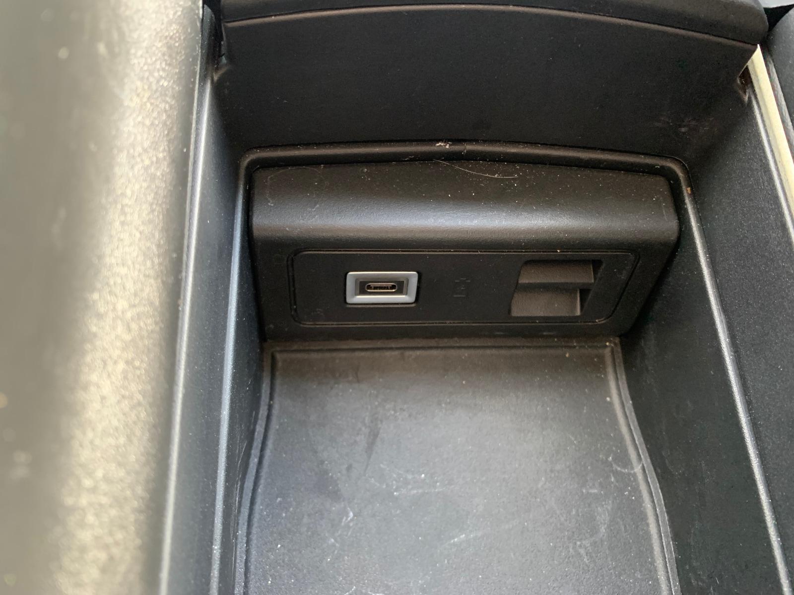 Citroën DS4 225 | Rivoli | Caméra 360° | Apple car Play | Régulateur de vitesse adaptatif | Attelage