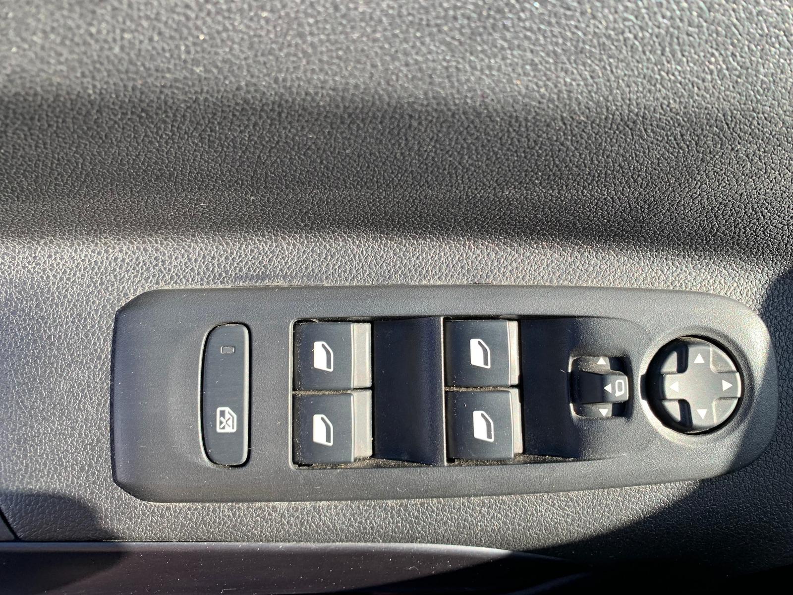 Peugeot Rifter 130 ch | Standard | Allure | Apple car Play | Régulateur de vitesse | Radar arriére