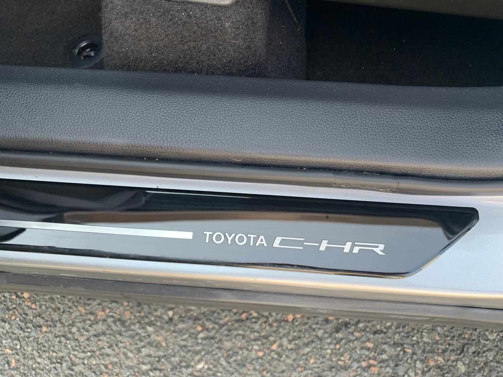 Toyota TOYOTA C HR 140 ch | Apple car Play Android Auto | Caméra de recul | Régulateur de vitesse