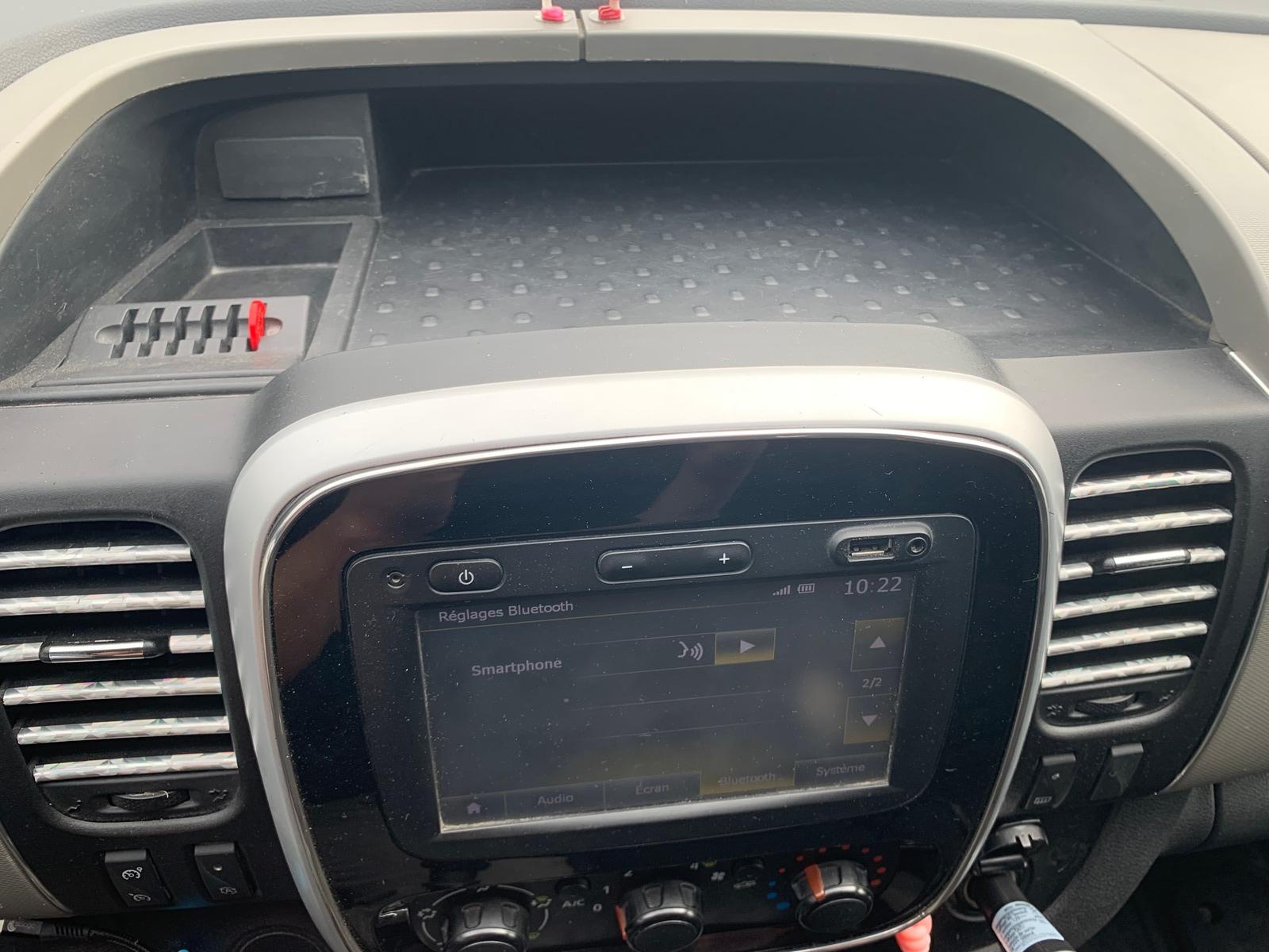 RENAULT Trafic 95 chevaux | 3 Places | Régulateur de vitesse | GPS | Climatisation | Bluetooth